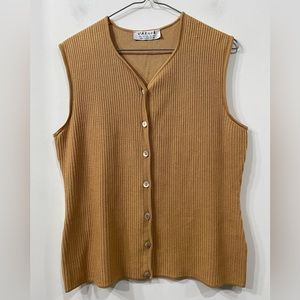 Jaeger Vest/ Sleeveless Top/ Blouse Mother of Pearl Buttons Cotton in Tan M